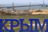 Оккупанты построили на админгранице с Крымом инженерное заграждение