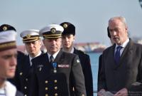 Командующего ВМС Воронченко наградили национальным орденом Франции