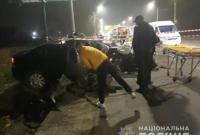 В Николаеве легковушка въехала в столб, погиб пассажир