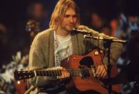 Кардиган Курта Кобейна с концерта MTV Unplugged продали на аукционе за 334 тыс. долларов