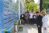 Президент Украины почтил память погибших защитников Украины