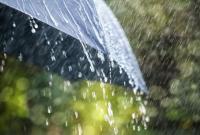 Дожди возвращаются, но не везде: в Украине объявлено штормовое предупреждение