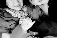 Ани Лорак встретилась с мамой в Украине — совместное фото
