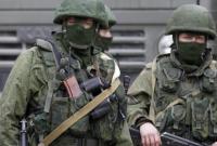 ФСБ в Крыму задержала украинца за попытку продажи оружия ФСБ в Крыму задержала украинца за попытку продажи оружия