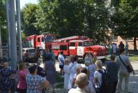 В Днепре на территории избирательного участка произошел пожар В Днепре на территории избирательного участка произошел пожар