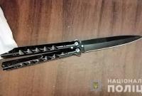 В столичном метро пьяный мужчина бросался на пассажиров с ножом В столичном метро пьяный мужчина бросался на пассажиров с ножом